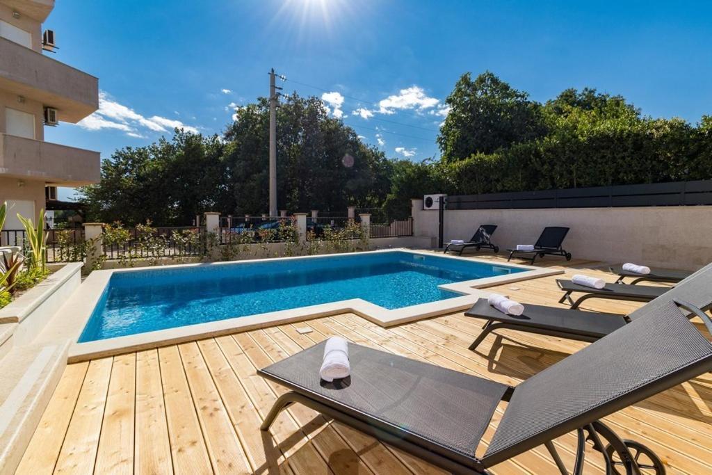 Villa Munat Ližnjan Exteriör bild