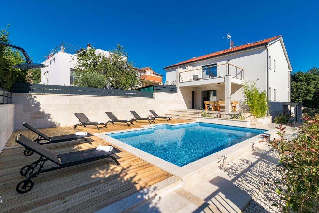 Villa Munat Ližnjan Exteriör bild