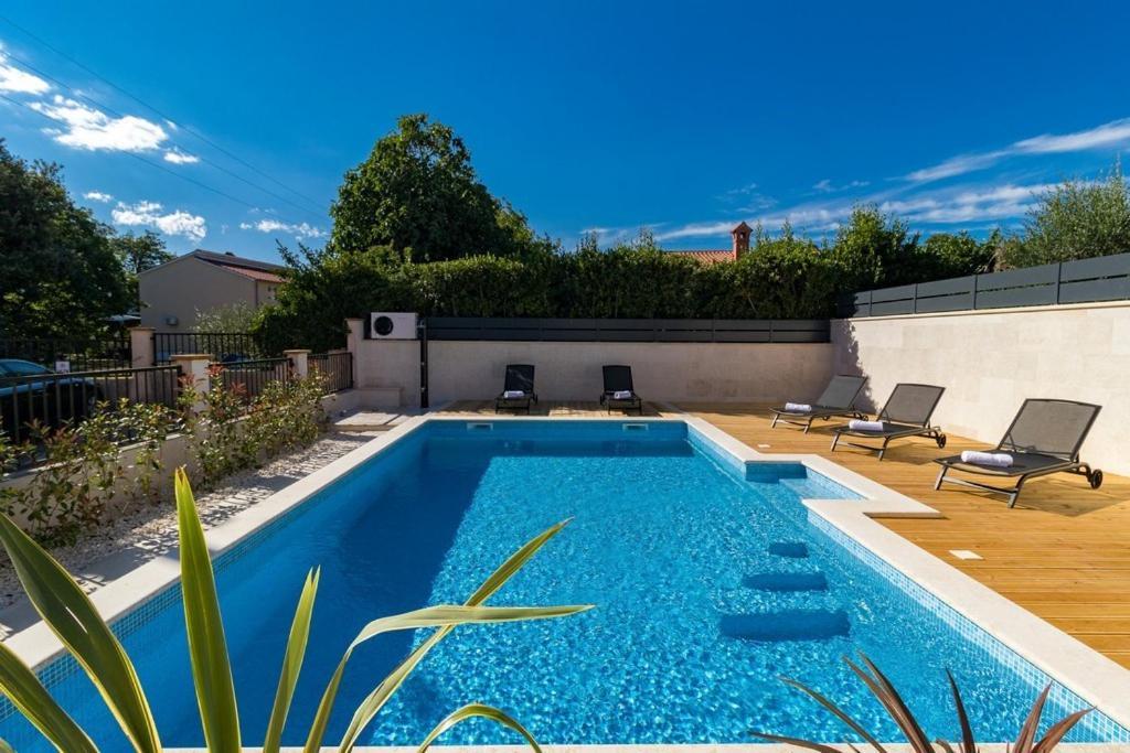 Villa Munat Ližnjan Exteriör bild