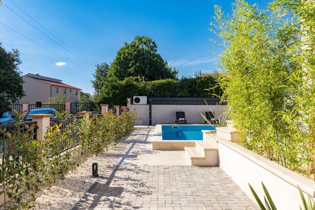Villa Munat Ližnjan Exteriör bild