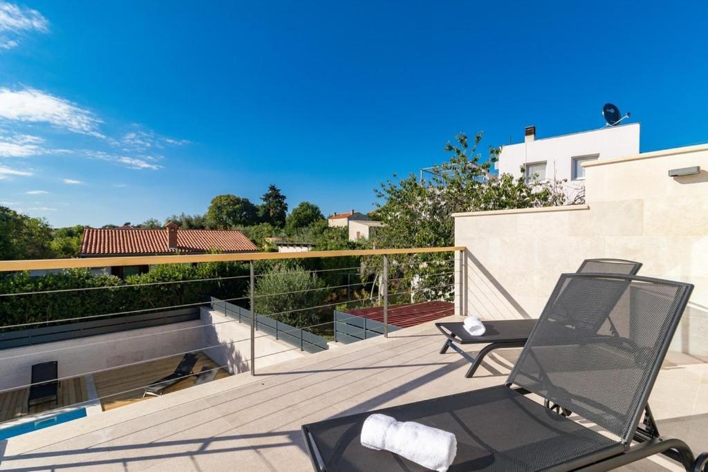 Villa Munat Ližnjan Exteriör bild